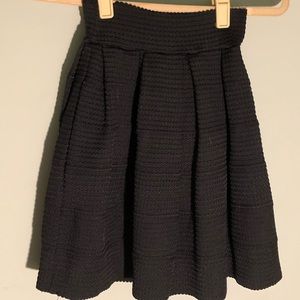 Active USA Textured Pleated Skirt